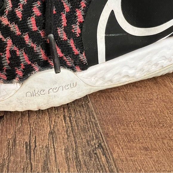 Nike KD Trey 5 VIII Bred Black White Red Men's size 10 CK2090-002 - Picture 16 of 16